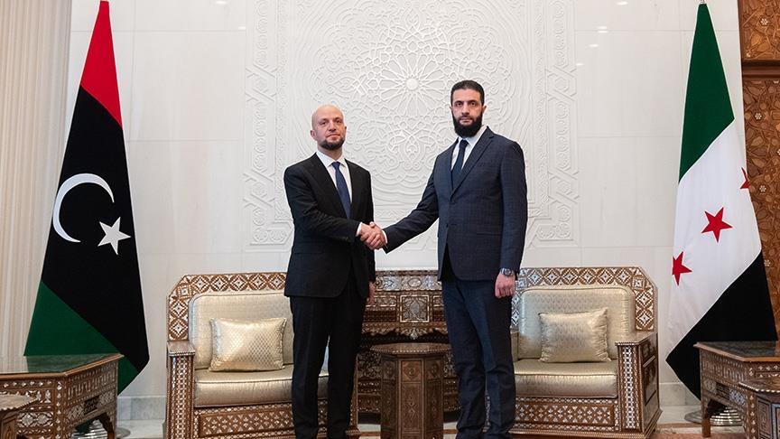 Le ministre libyen des communications rencontre la nouvelle administration syrienne et réitère le soutien de son pays à la stabilité de la Syrie