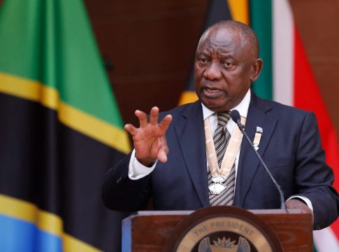 Le président sud-africain discute de « désinformation » avec Musk