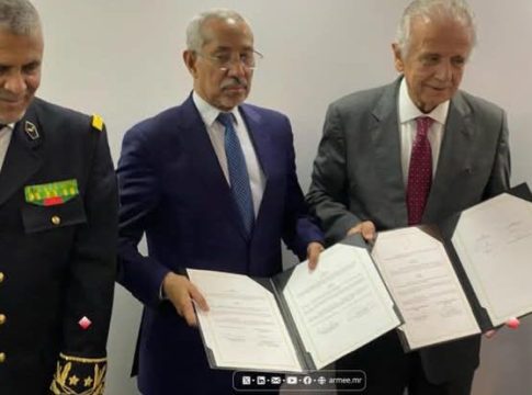 Brésil : le ministre de la défense signe deux protocoles d'accord sur la sécurité et la défense