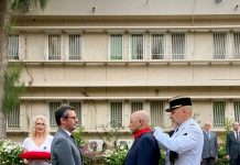 La France décerne la médaille de la « Légion d'honneur » à l'ancien chef d'état-major des armées mauritaniennes