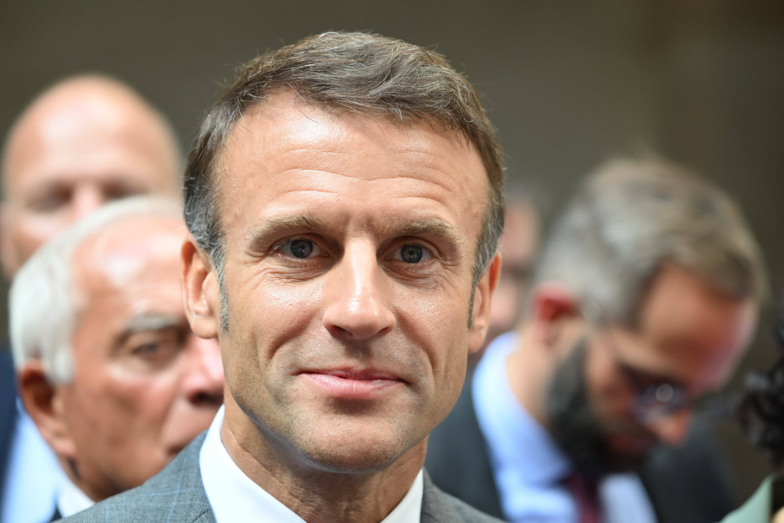 Frappe sur un hôpital à Gaza : Macron affirme que "rien ne peut justifier de prendre des civils pour cibles"