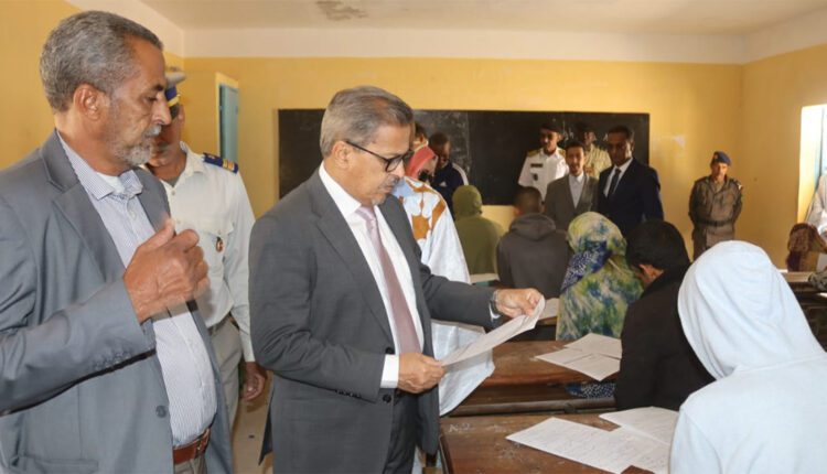 Le concours du dernier tour des olympiades du Président de la République pour les mathématiques, la physique et les sciences a débuté dimanche matin au niveau de la wilaya de Dakhlet Nouadhibou