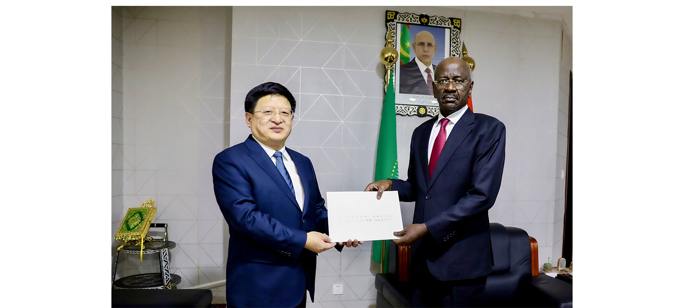 Nouakchott : Le ministre des affaires étrangères reçoit une copie des lettres de créance du nouvel ambassadeur de Chine