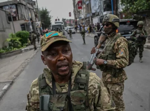 Human Rights Watch accuse des groupes congolais d'exécutions sur le terrain, d'attaques et d'assassinats de journalistes