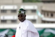 Nigeria : recrutement de 30 000 policiers et retrait de la protection des personnalités politiques au profit de la sécurité des citoyens