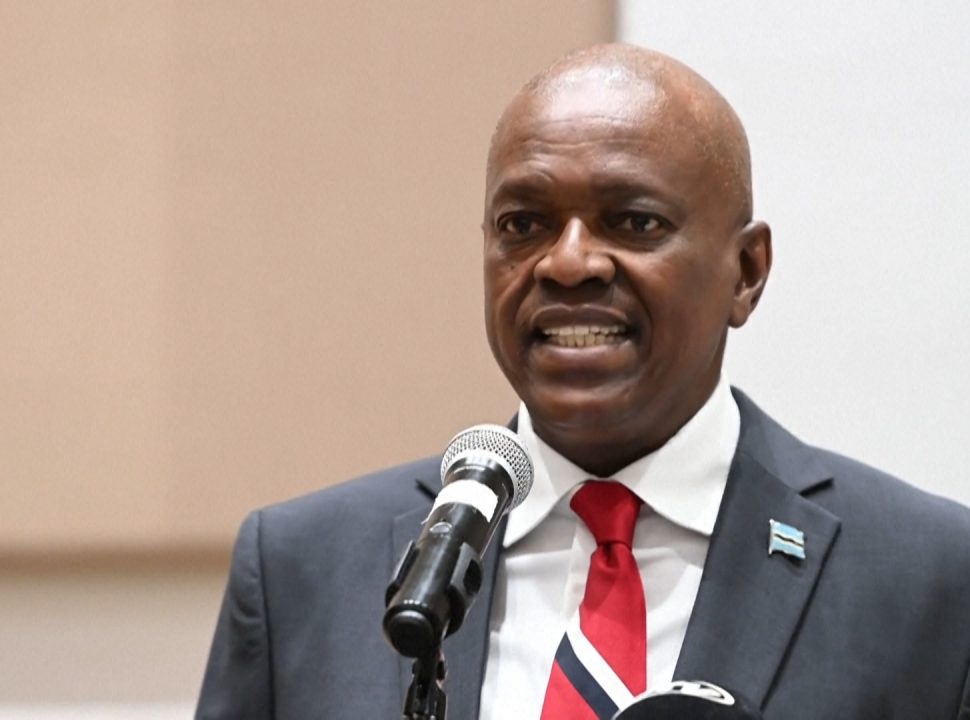 Botswana : Le président Masisi reconnaît sa défaite et félicite l'opposition pour sa victoire électorale