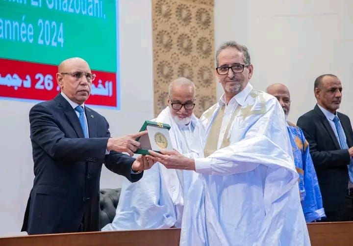 Ould El Ghazouani supervise la distribution des prix Chinguiti 2024