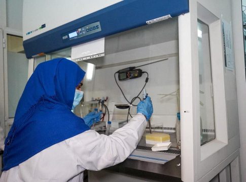 Laboratoire pharmaceutique : Au cours des trois dernières années, nous avons testé 632 médicaments