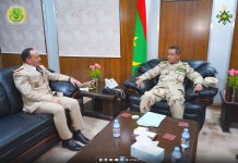 Une délégation militaire marocaine rend visite à l'état-major général des armées