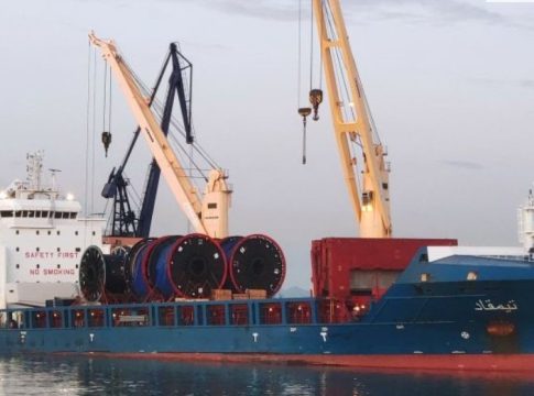 Le premier navire de la nouvelle route commerciale entre la Mauritanie et l'Algérie a accosté