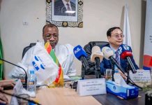 Le Parti INSAV organise une réunion politique avec une délégation du Parti communiste chinois