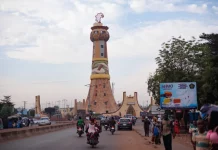 Mali : accalmie relative dans la capitale, mais crise du carburant persistante dans les régions intérieures