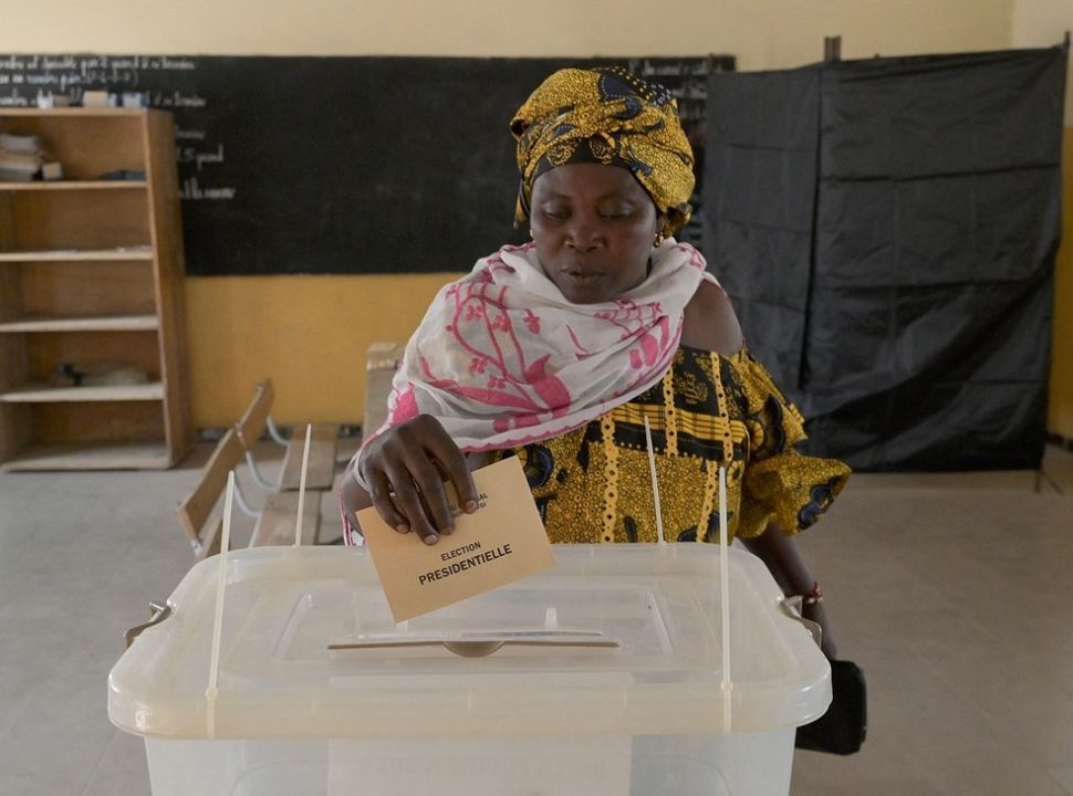 Les Sénégalais se rendent dans les bureaux de vote pour choisir leurs représentants parlementaires
