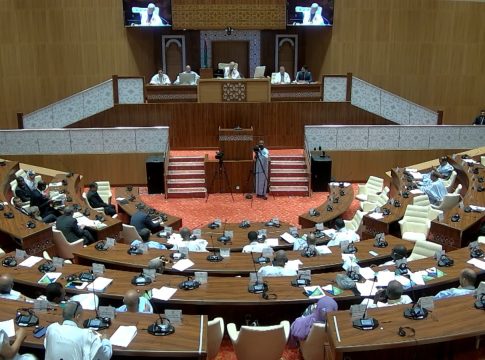 Le Parlement mauritanien approuve un projet de loi relatif à la Charte africaine de la sécurité routière