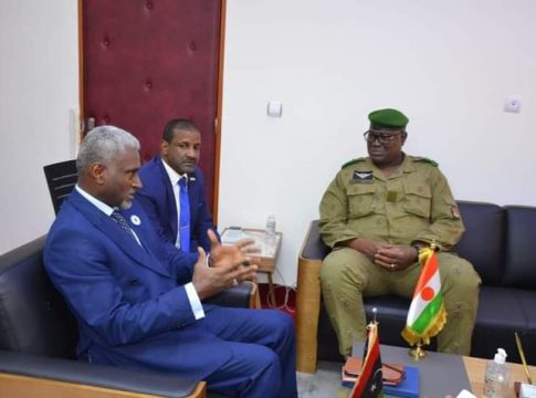 Le Niger et la Libye discutent des modalités de coopération pour faire face aux défis du terrorisme et des réseaux criminels