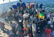 Interception d'un bateau transportant 124 migrants près de Nouamghar, la plupart d'entre eux viennent de Gambie...