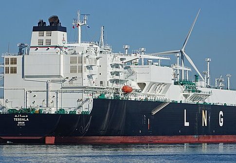 Un pétrolier algérien sauve 30 migrants de la noyade au large des côtes italiennes
