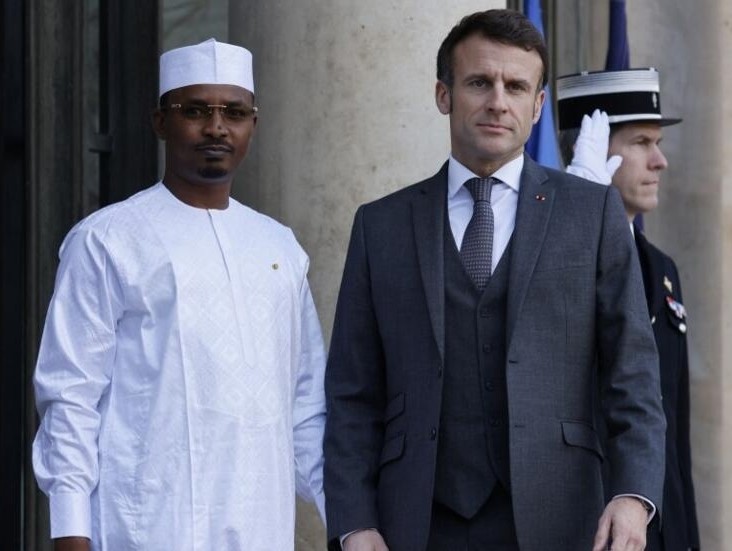 M. Déby qualifie la fin de la présence militaire française dans son pays d'« événement exceptionnel, historique et sans précédent »