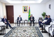Ould Djay rencontre les ambassadeurs du Royaume-Uni et du Brésil et discute avec eux des relations de coopération entre la Mauritanie et leurs pays