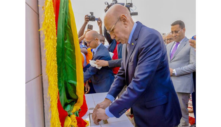 Nouakchott: Ghazouani pose la 1ère pierre du projet de construction d’une centrale dual fuel-gaz de 60 mégawatts