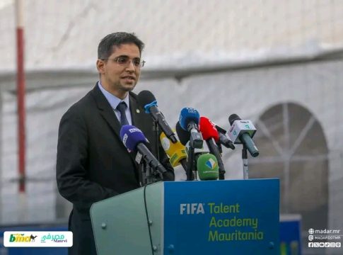 Ould Louly : Le gouvernement continue à soutenir la fédération de football