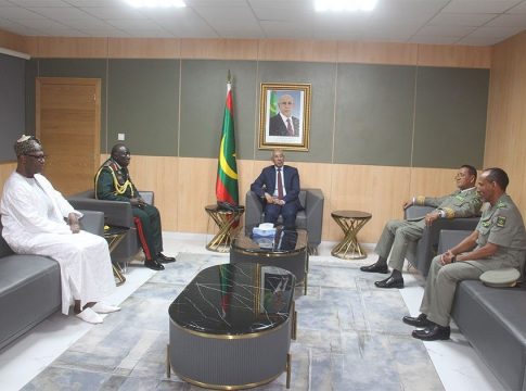 La Mauritanie et la Gambie discutent du renforcement de la coopération en matière de sécurité et de défense